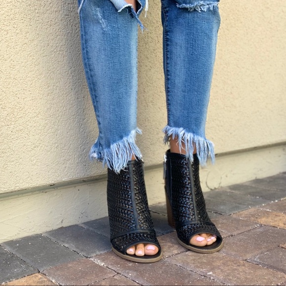 NIB BLACK Woven Peep Toe Block Heel Ankle Bootie - Picture 5 of 8